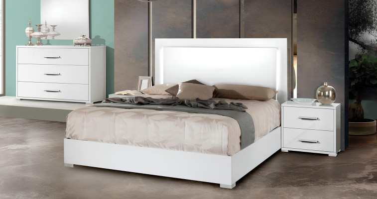 Lit de luxe pour chambre avec structure rembourrée design luxe lit matrimonial hôtel blanc