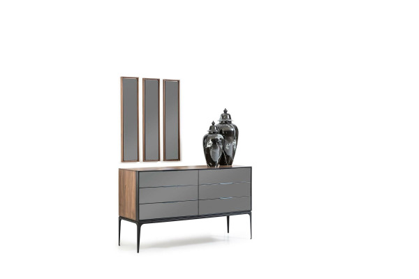 Commode noire pratique pour la chambre avec 139 cm d'espace de rangement