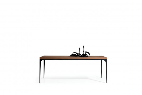 Table loft et 4 chaises