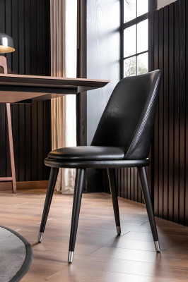 Ensemble de salle à manger avec table et 4 chaises