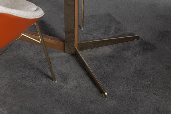 Table à manger de design italien luxueux avec 4 chaises