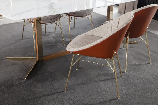 Chaise de cuisine rembourrée de luxe au design loft gris