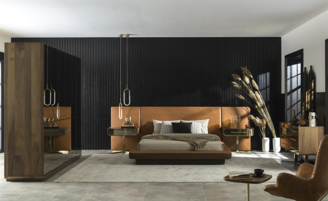 Lit en simili cuir marron au style moderne et luxueux, chambre confortable