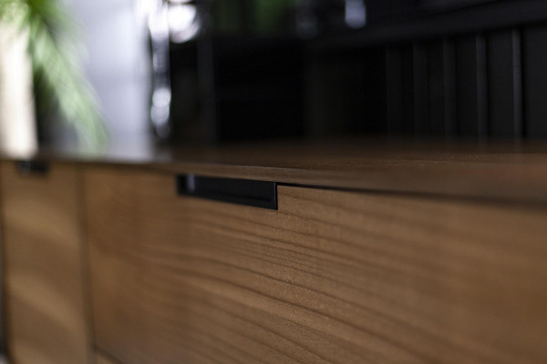 Ensemble de meubles de salle à manger brun table chaises armoire