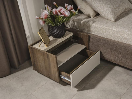 Ensemble complet pour chambre à coucher avec tables de chevet et tables, lit de 3 pièces.