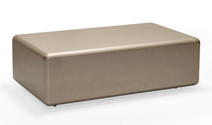 Table basse beige élégante