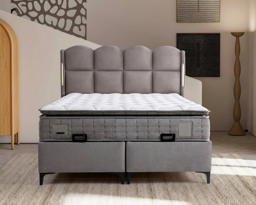 Lit gris avec matelas en tissu et bois, design moderne