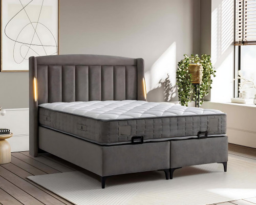 Lit élégant gris avec matelas en textile et en bois