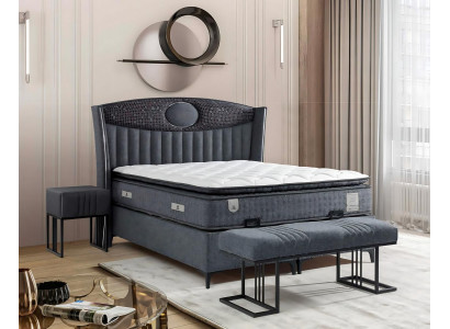 Lit élégant gris avec matelas en textile et en bois