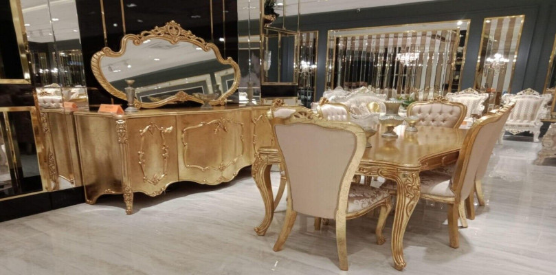 Suite de luxe composée de 9 pièces. Salle à manger Table à manger Chaise Commode Miroir Table à manger nouvelle