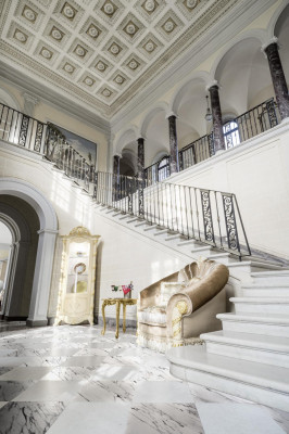 Armoires de style baroque Vitrine Bar Armoire en bois massif Étagère Bibliothèque.