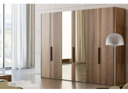 Grand armoire brune Armoire de chambre avec armoires à miroir