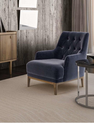 Bleu, le fauteuil Chesterfield exclusif, salle de séjour, un siège en bois.