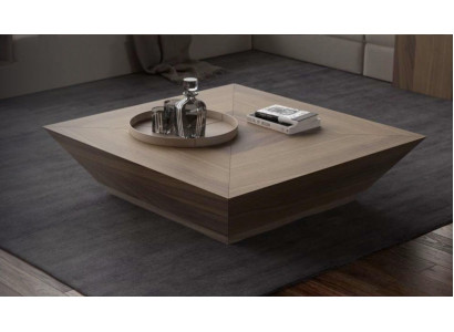 Tables basses Rectangulaires de luxe en noyer naturel des concepteurs.