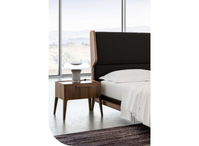 Chambre - Table de chevet avec espace de rangement dans un mobilier en bois de style moderne de luxe