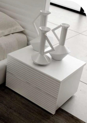 Table de chevet de luxe blanche avec espace de rangement, mobilier de chambre à coucher petite table de rangement