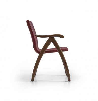 Chaise moderne avec accoudoirs Siège en cuir Conception de chaises en bois Salle à manger