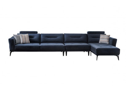 Salon en L L-forme avec un canapé d'angle bleu foncé de design moderne et luxueux.