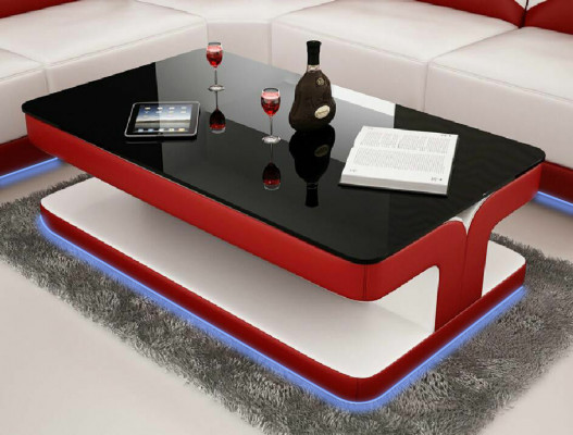 Table basse design en cuir pour salon avec canapé en verre, rembourrage.