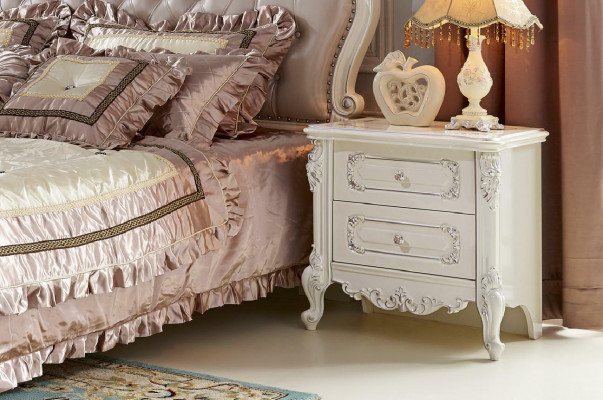 Lit Table de chevet Coiffeuse Chambre Tabouret Ensemble 6 pièces. Bois massif