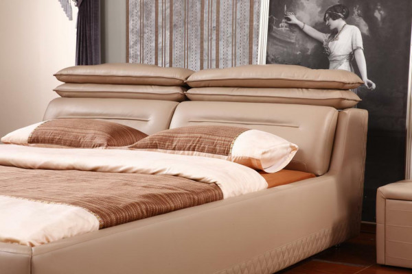 Lit de design moderne XXL Style Lits de luxe d'hôtel Double en cuir 140 160