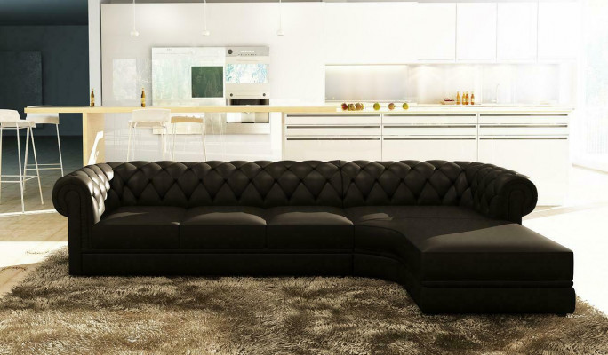 Siège d'angle classique en cuir pour un salon de suite Chesterfield en cuir.