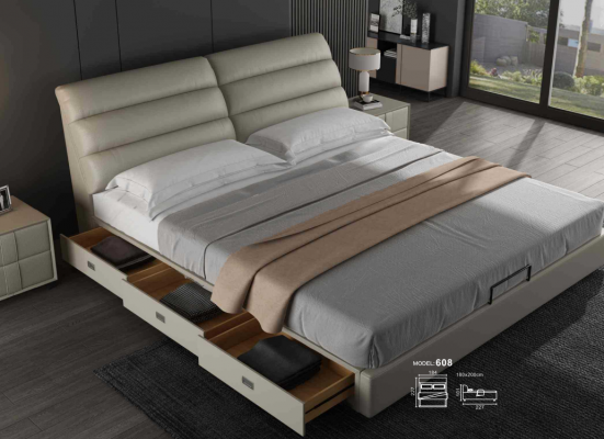 Lit double luxueux design classique avec rembourrage pour chambre d'hôtel.