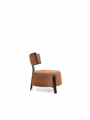 Chaise de designer luxueuse avec un rembourrage textile premium confortable