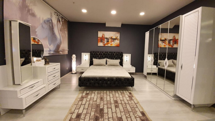 Élégant ensemble de chambre Chesterfield en noir et blanc