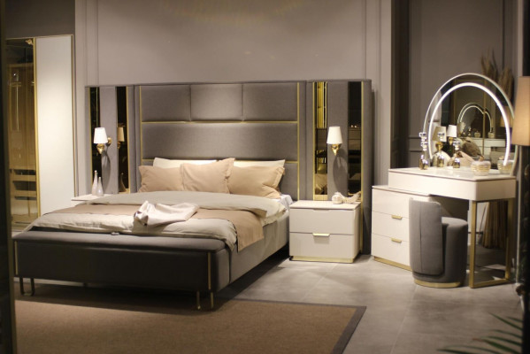 Luxueux ensemble de chambre à coucher Lit + 2x Tables de chevet Commode Armoire en bois neuf