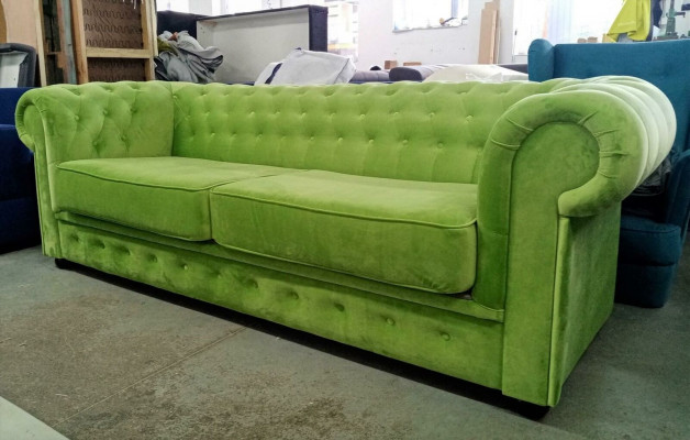 Canapé 2 places Rembourrage Métal Design Canapés Velours Style Vintage Chesterfield