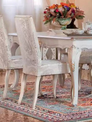 Mobilier de salle à manger classique Ensemble de salle à manger Table à manger 4 chaises Ensemble de salle à manger 7 pièces
