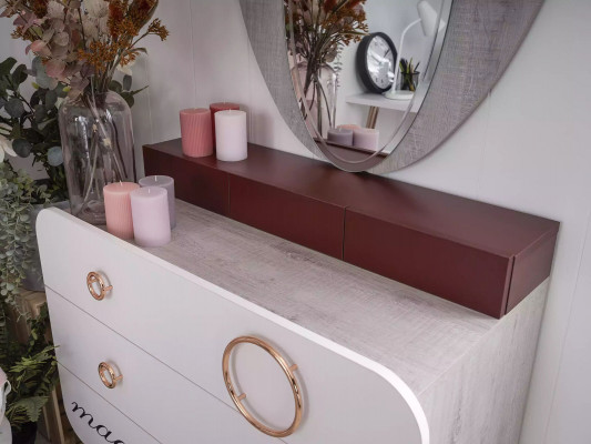 Cadre de lit complet en bois rose pour enfants, ensemble de 4 pièces pour chambre d'enfant.