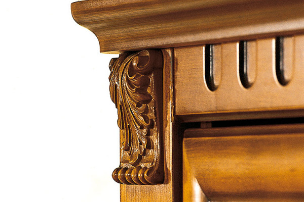 Armoire de cuisine classique Unité murale de garde-robe Armoire en bois massif de style colonial O4D.
