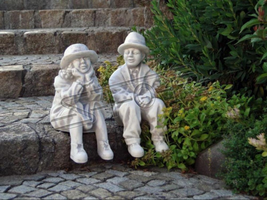 Garçon Assis Figure Statue Figures Sculpture Statues Décoration de Jardin Instantanée