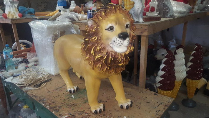 Statue décorative de lion, sculpture de lion abstraite, figurines de lion réelles, statues artisanales de jardin.