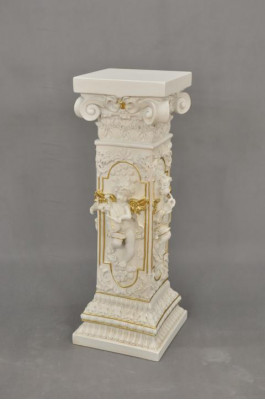 Conception colonne sculptures cupides figures décoration support décoratif statuette fleurs base