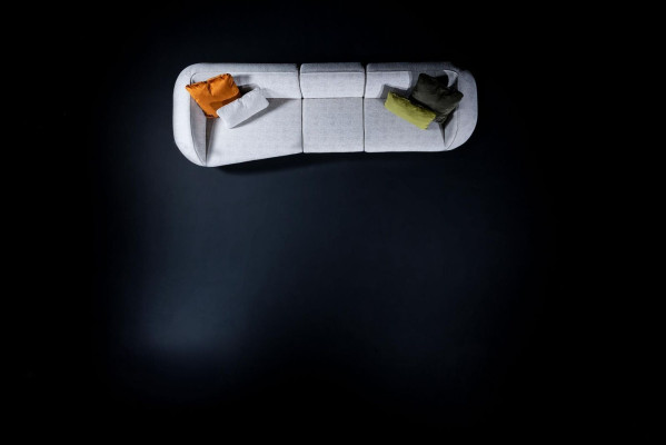 Canapé gris de luxe cinq places pour salon de designer Canapés Rembourrage