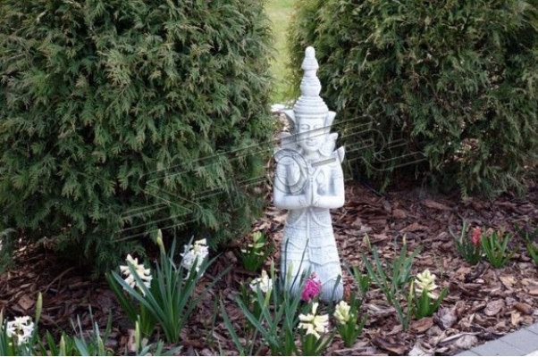 Sculpture de Bouddha en pierre. Grande sculpture de figure pour la décoration de jardin.