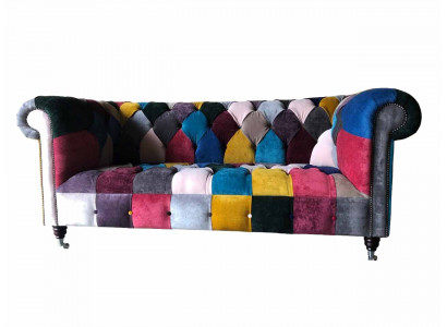 Canapé 3 places Chesterfield en tissu de luxe avec design en tissu@FindBy: _andeluxe$corellis (luxury_furniture_pieces) #Eleg...