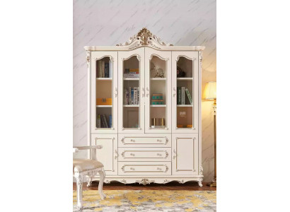 Étagère blanche pour le salon. Meubles classiques de luxe, nouveaux meubles.