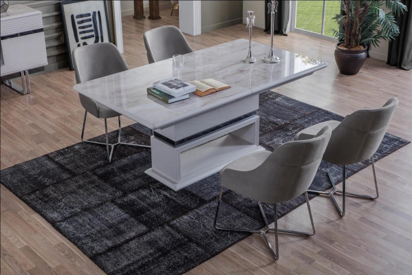 Ensemble de salle à manger moderne se compose de 5 pièces. Table à manger et 4 chaises nouvelle