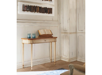 Console. Tables consoles. Table de luxe. Buffet. Nouvelle table console. Design de table en bois.