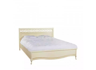 Revêtement de lit de luxe pour lits doubles blancs en bois nouvellement conçus pour hôtels.