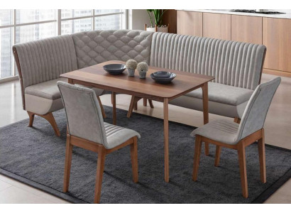 Ensemble de salle à manger design en gris clair avec banquette d'angle rembourrée, 2 chaises et table à manger.