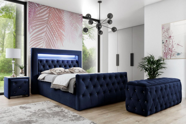 Mobilier de chambre DarkBlue et Chesterfield avec lit double à LED et consoles de nuit.