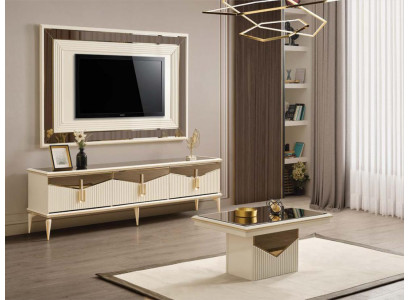 Meuble télévision murale beige en trois pièces, comprenant un meuble mural, un support pour télévision, une table basse et un meuble bas doré.