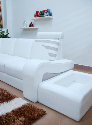 Moderne canapé d'angle en L avec siège rembourré Décor de coin Canapé + tabouret