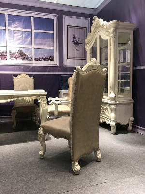 Ensemble de salle à manger Baroque-Rococo Table à manger x6 chaises en cuir Chesterfield