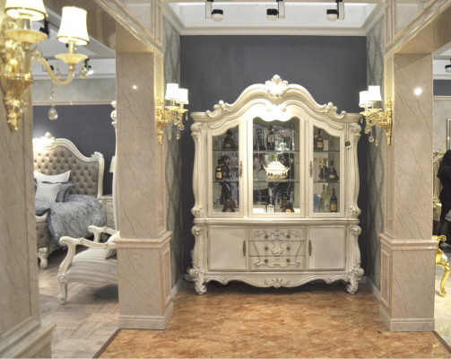 Vitrine de luxe vitrine de magasin vitrines garde-robe en verre de style antique baroque Rococo.